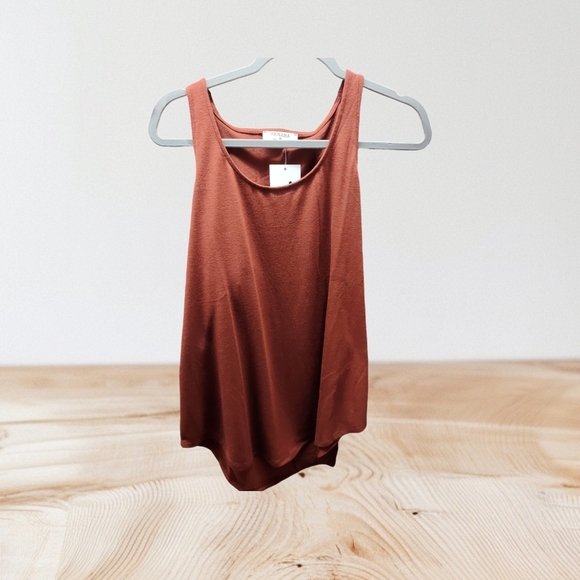 NWT Zenana Long Flowy Rust Tank - Picture 1 of 3